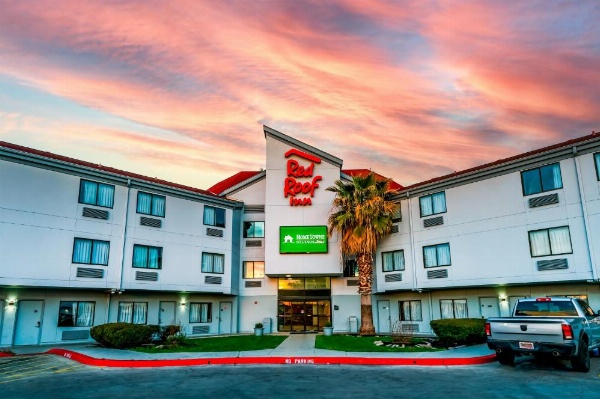 Red Roof Inn San Antonio SeaWorld/Northwest image 23